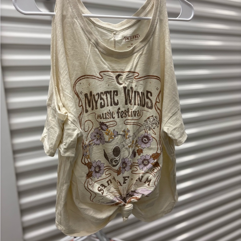 Shyanne Mystic Winds Cream Graphic Tee